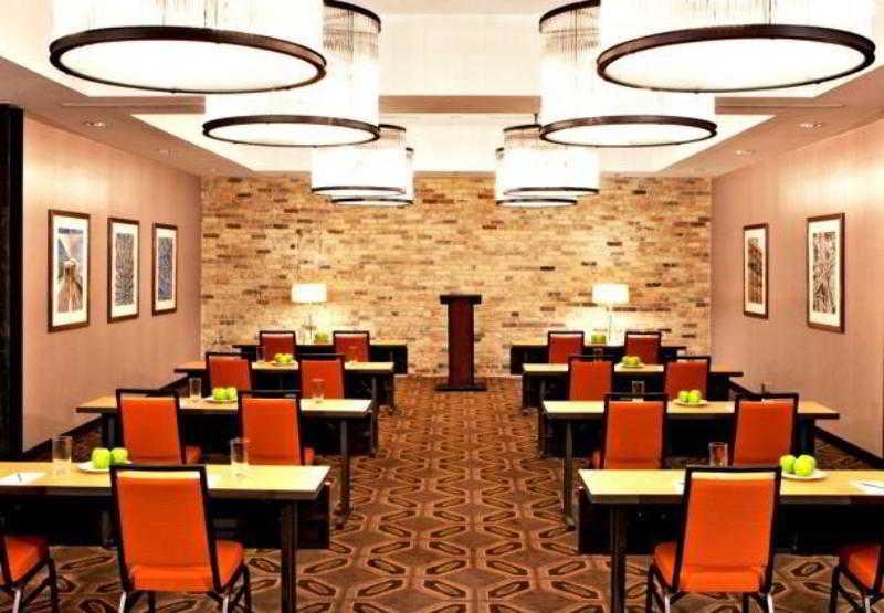 Fairfield Inn & Suites By Marriott Milwaukee Downtown Exterior foto